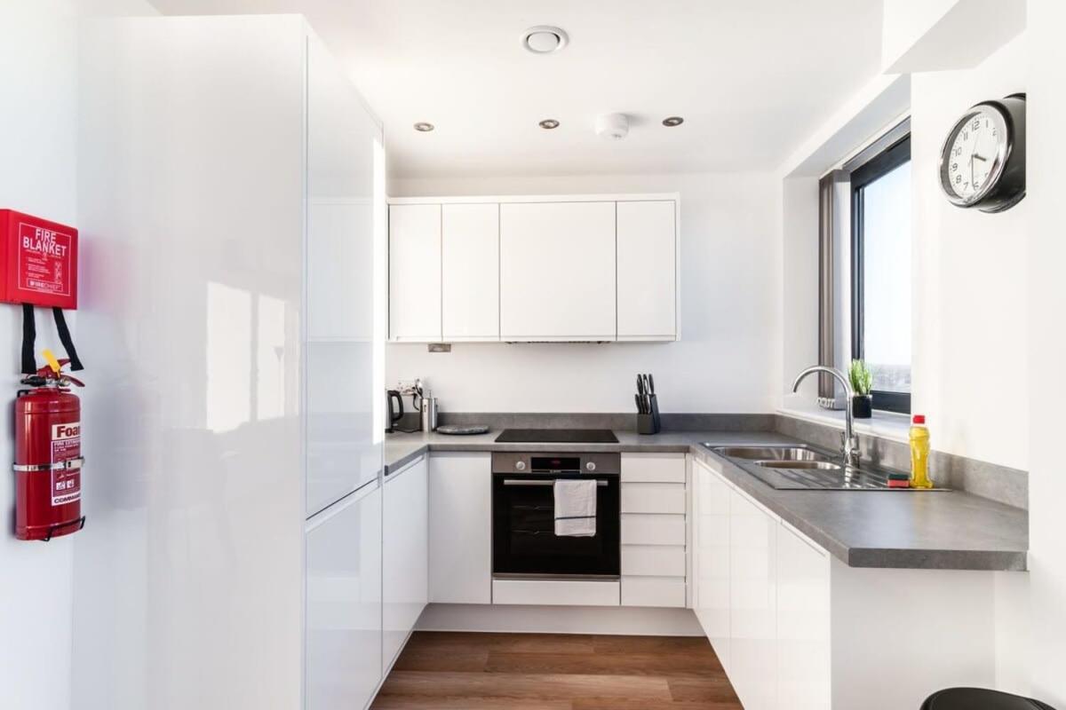 Stayzeni, Alexandra Rise Manchester 2 Bed Flat Dış mekan fotoğraf